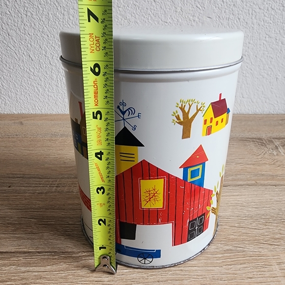 60s 70s VINTAGE Pennsylvania Dutch Lidded Candy Tin Canister Country Rural Farm - Picture 2 of 10